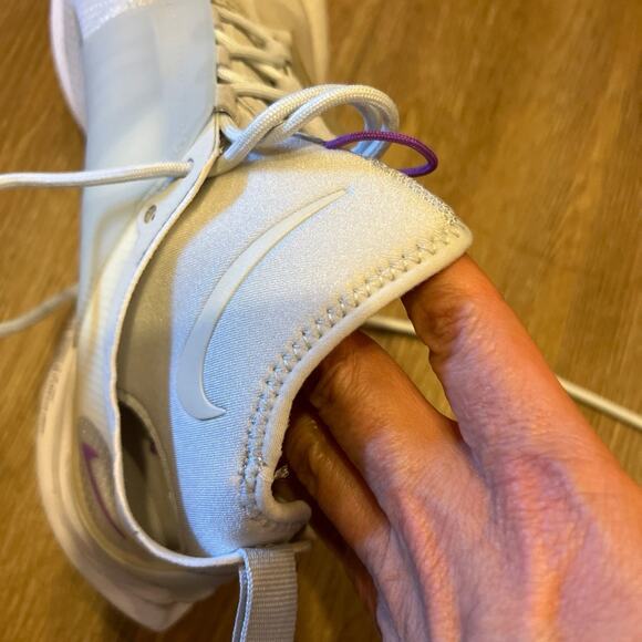 Nike women’s running shoes Sz 8.5 - Picture 8 of 9